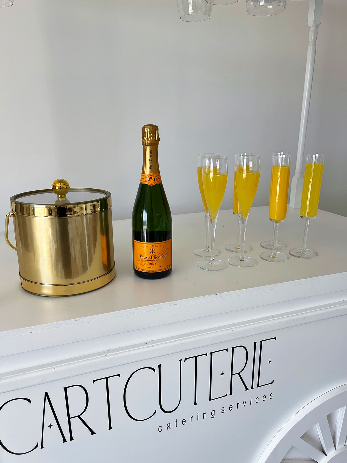 champagne and glasses