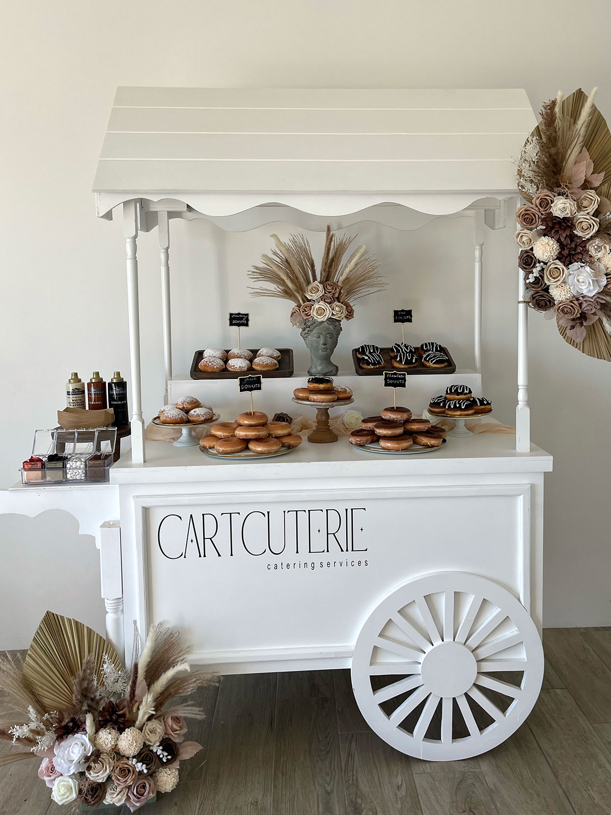 Cartcuterie's donut cart
